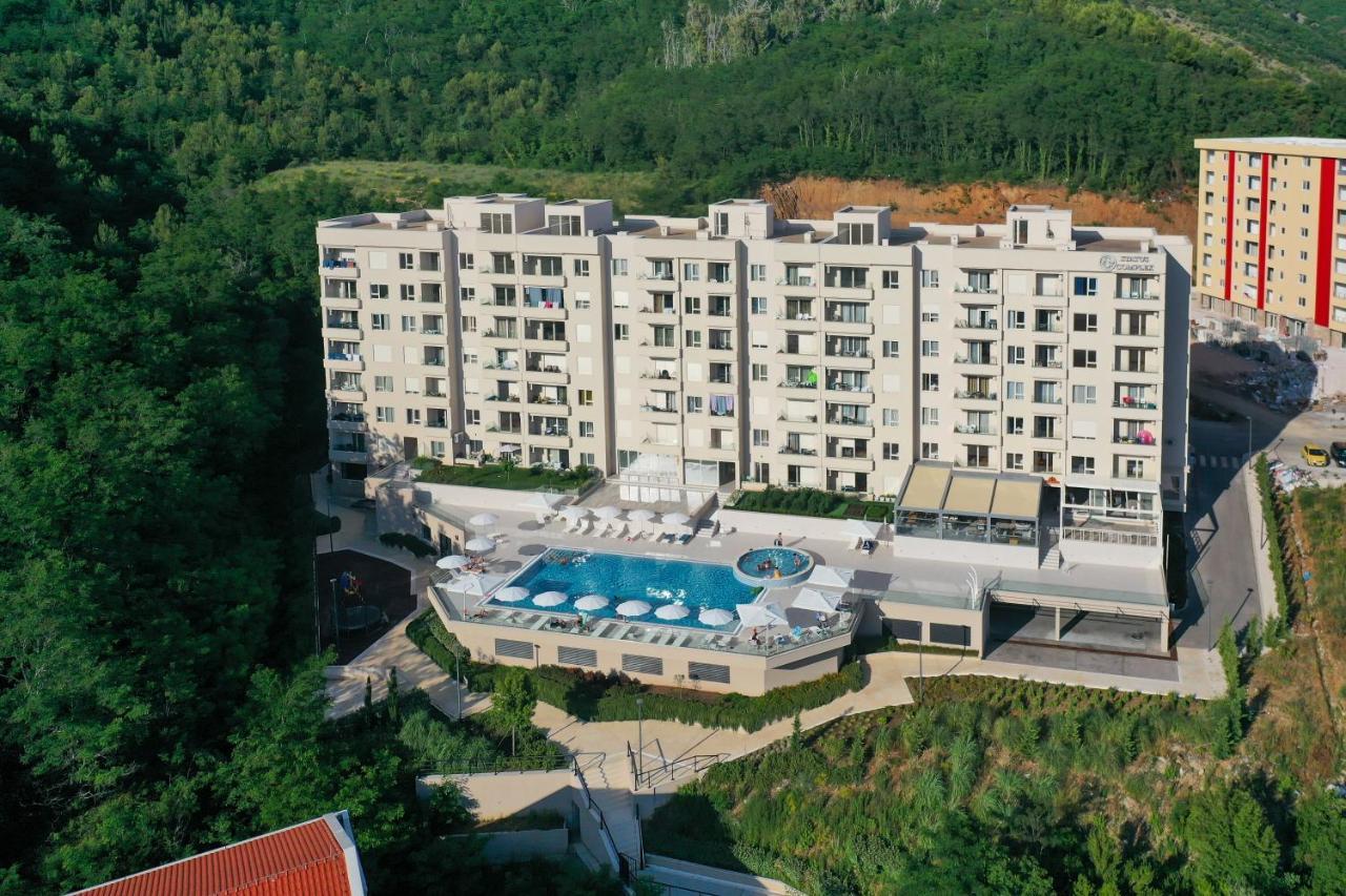 Status Max Apartments Appartement *
