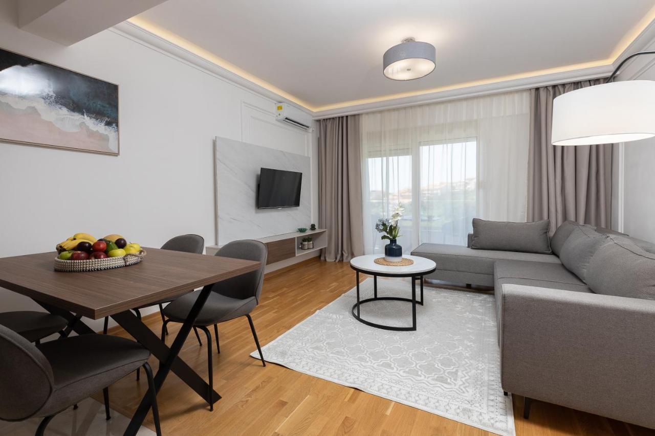 Status Max Apartments Appartement *