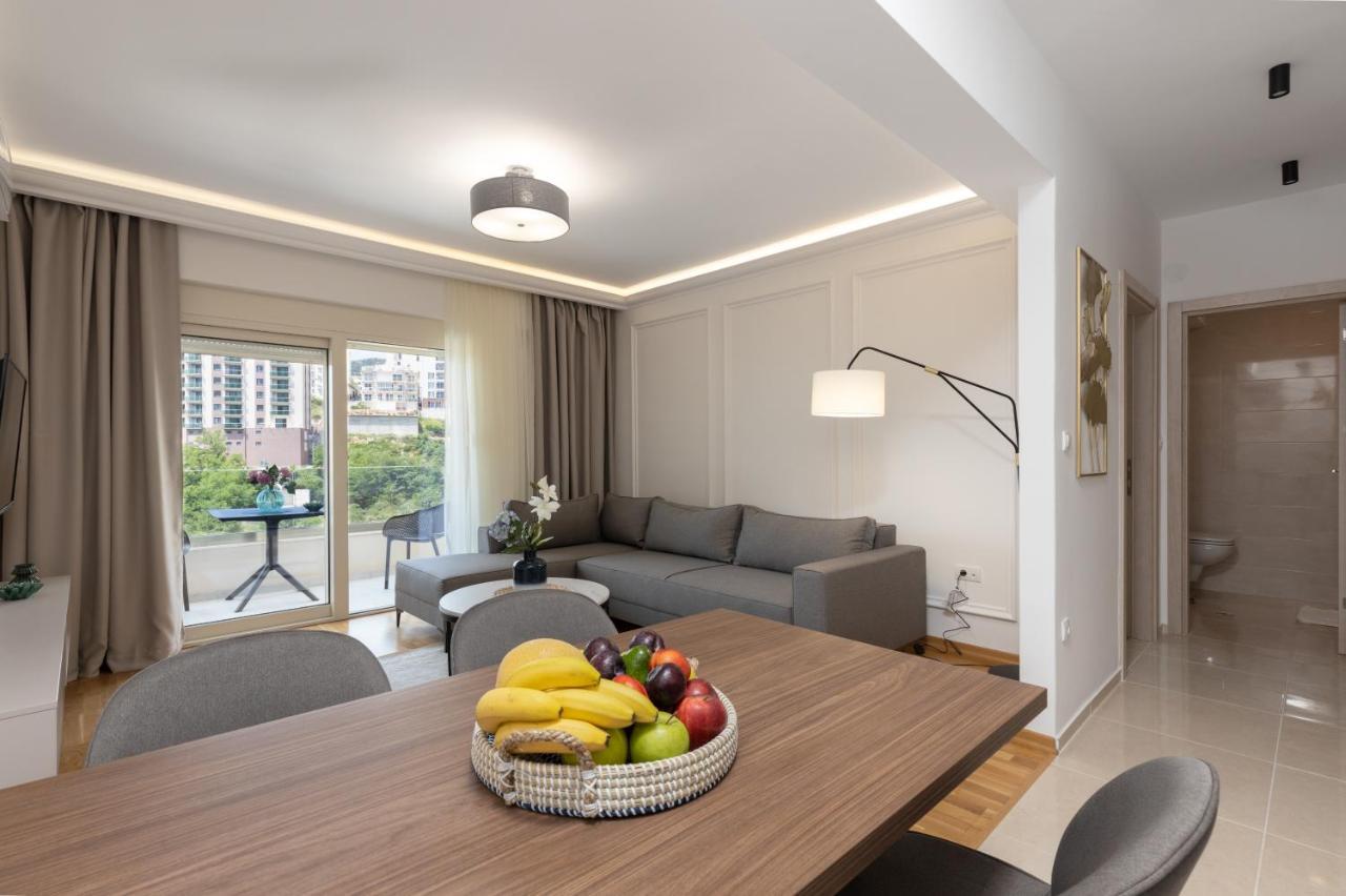 Status Max Apartments *