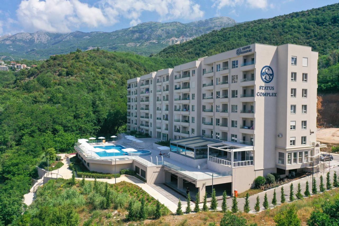 Status Max Apartments