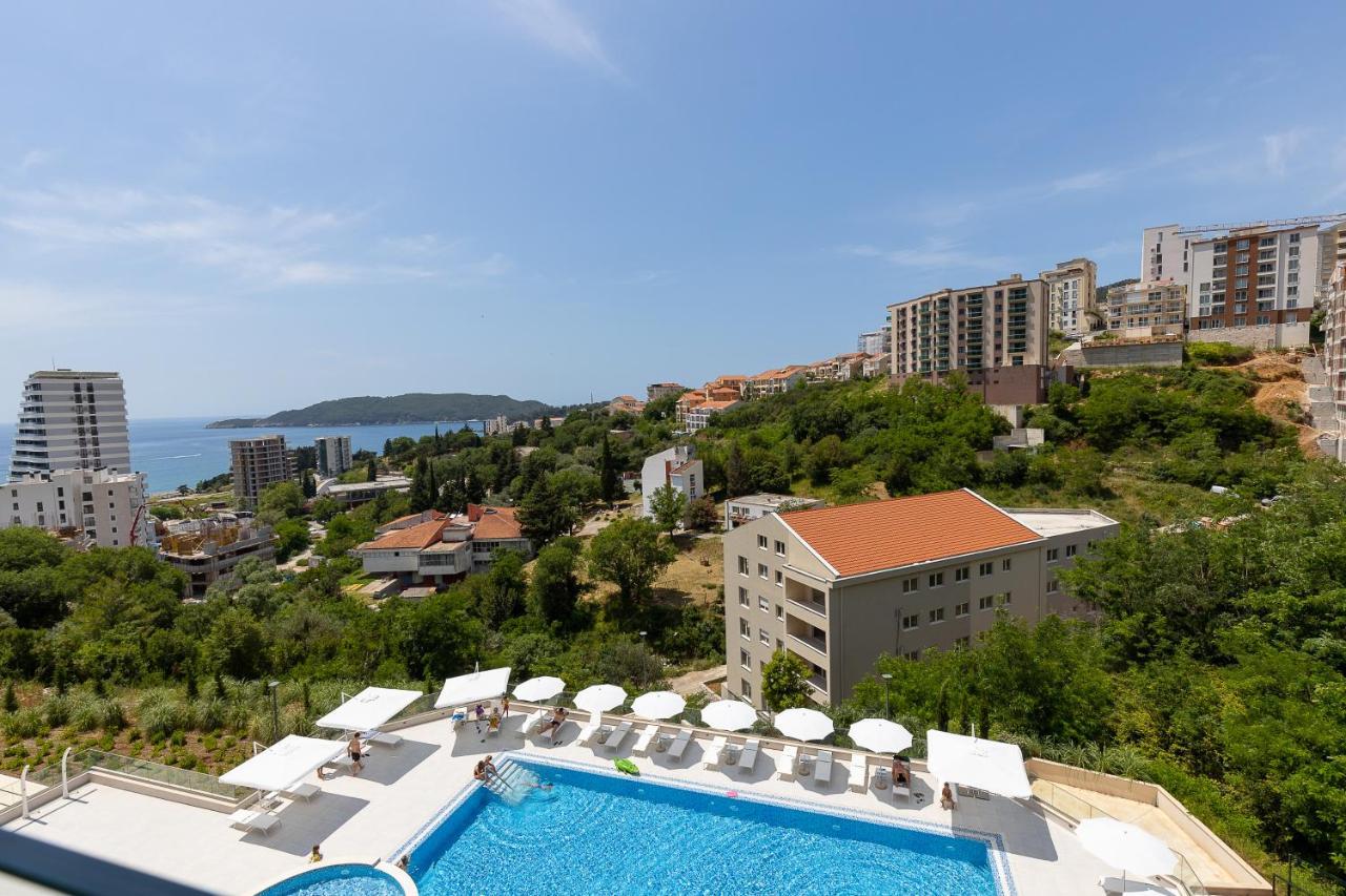 Status Max Apartments